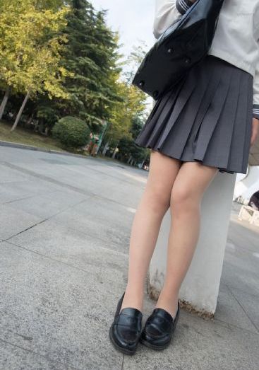 美女鸡鸡对鸡鸡_BD英语在线手机播放