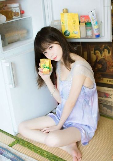 年轻漂亮的儿媳_超清手机免费观看完整