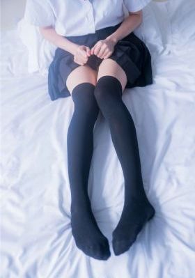 今夜无人入睡电影高清在线观看_日韩在线观看