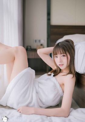 女警丰满的双乳_4K电影在线看