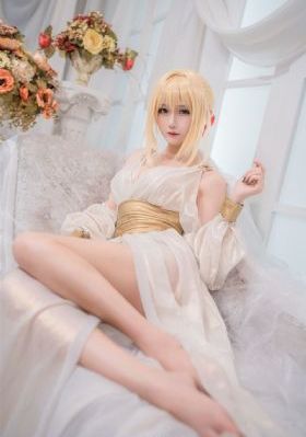 鬼剧院之惊青艳女郎_4K天堂在线