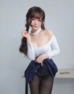 爱上阿姨电影_BD国语免费电视剧